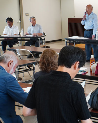 川口正志・実行委員長が各地の活動に光を当てようとよびかけた（9月16日・奈良県橿原市）